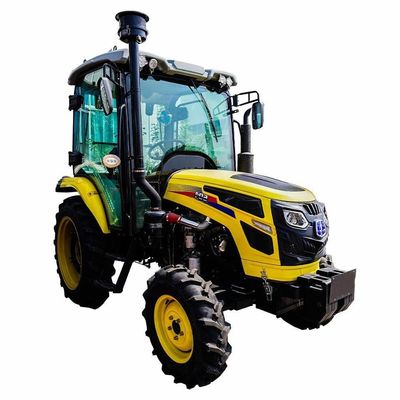Tractor de granja agrícola 4WD con el cargador para el buen funcionamiento