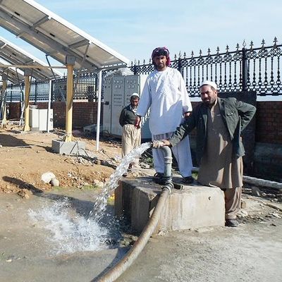 Bomba de agua de alta presión de agua del TUV 10hp de la bomba de los inversores sumergibles de DC